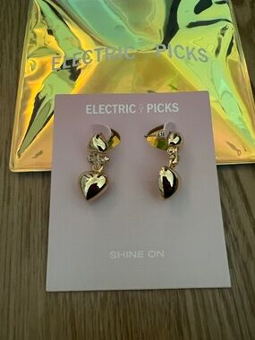 Electric Picks Gold Heart Drop Earrings
